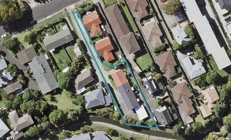 3/0 Wolsley Avenue, Milford, Auckland - Carousel 1