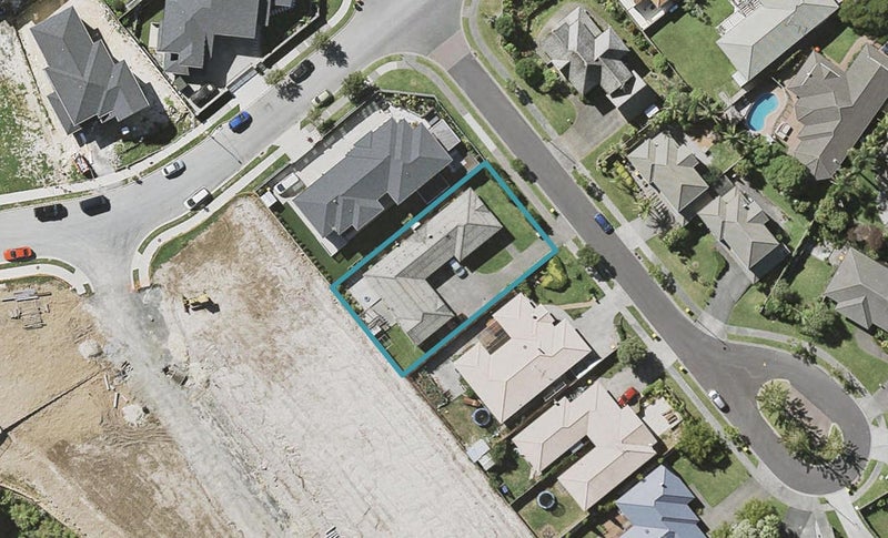 3 Buncrana Place, Pinehill, Auckland - Carousel 1