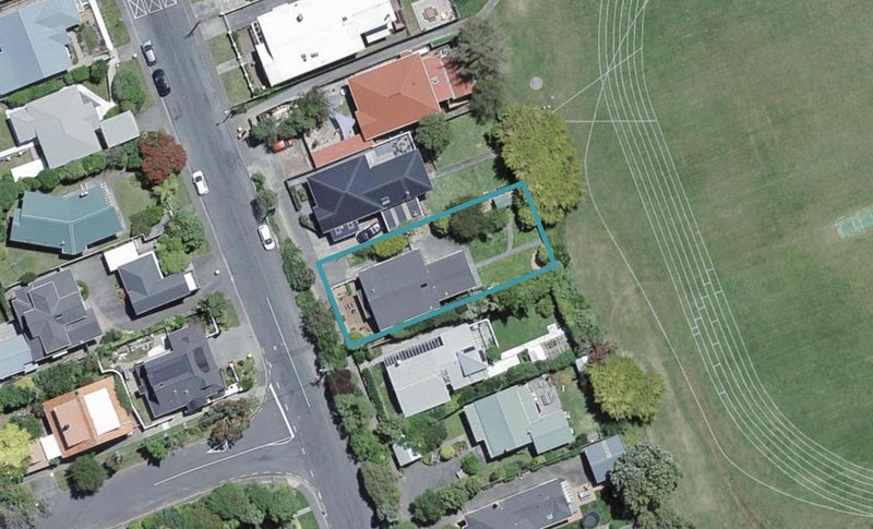 51 Beauchamp Street, Karori, Wellington - Carousel 1