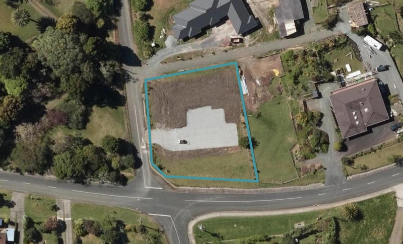1 Konini Street, Parahaki, Whangarei - Carousel 1