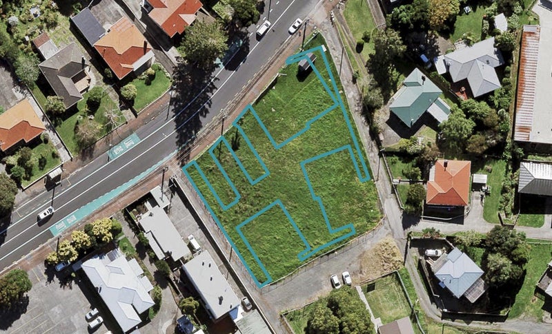 2/2114 Great North Road, Avondale, Auckland - Carousel 1