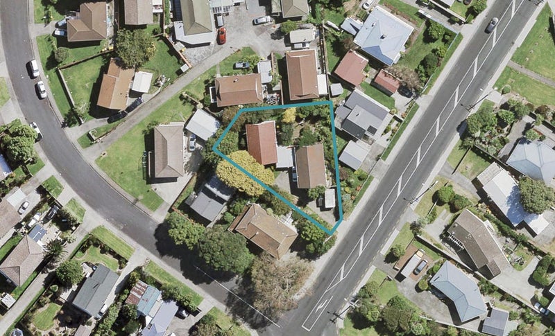 1/111 Seymour Road, Sunnyvale, Auckland - Carousel 1