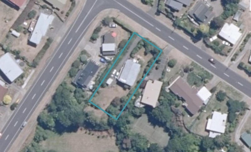 25 Ingle Avenue, Waipahihi, Taupo - Carousel 1