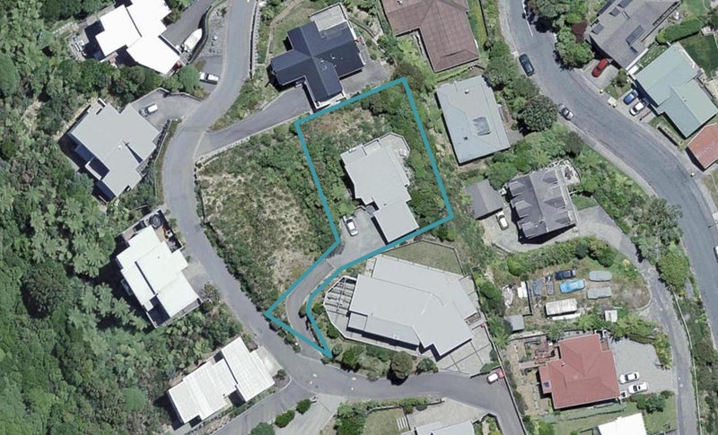 5 Mewburn Rise, Karori, Wellington - Carousel 1