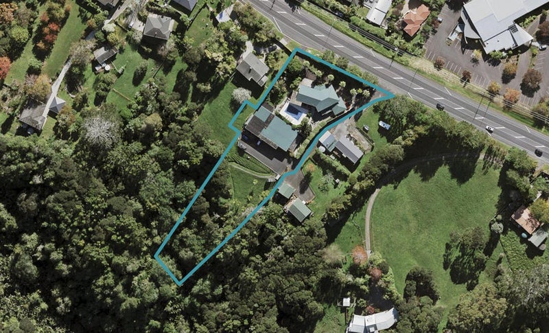 74 Albany Highway, Greenhithe, Auckland - Carousel 1