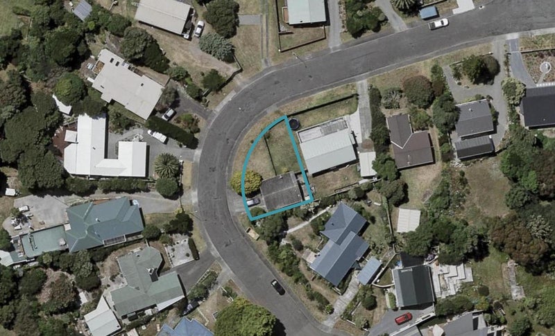 38A Freyberg Crescent, Waikanae Beach, Waikanae - Carousel 1