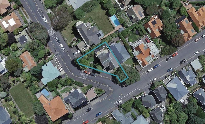 96 Bolton Street, Kelburn, Wellington - Carousel 1