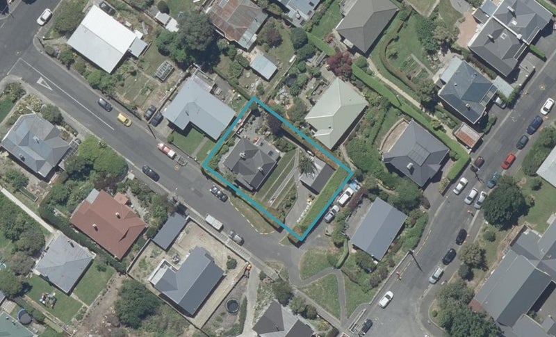 24 Wright Street, Kaikorai, Dunedin - Carousel 1