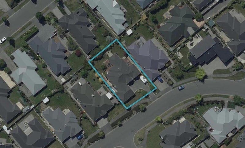 15 Broken Run, Wigram, Christchurch - Carousel 1
