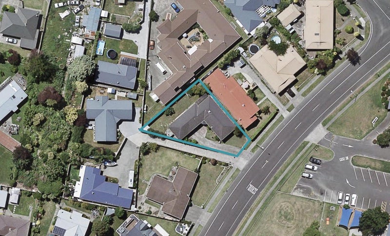 126 Tait Drive, Greenmeadows, Napier - Carousel 1