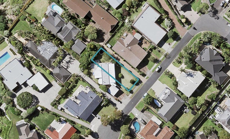 35A Clyside Avenue, Half Moon Bay, Auckland - Carousel 1
