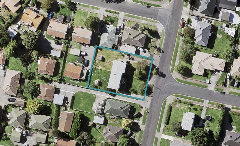 39 Heatherbank Street, Glen Innes, Auckland - Carousel 1