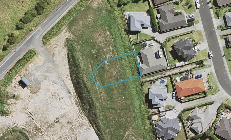 8 Patrick Rice Drive, Swanson, Auckland - Carousel 1