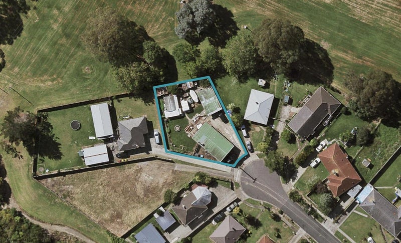 17 Bentley Road, Otara, Auckland - Carousel 1