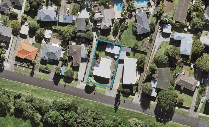 30 Ambury Road, Mangere Bridge, Auckland - Carousel 1