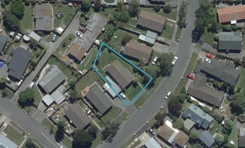 17 Jenkins Avenue, Redwood, Christchurch - Carousel 1