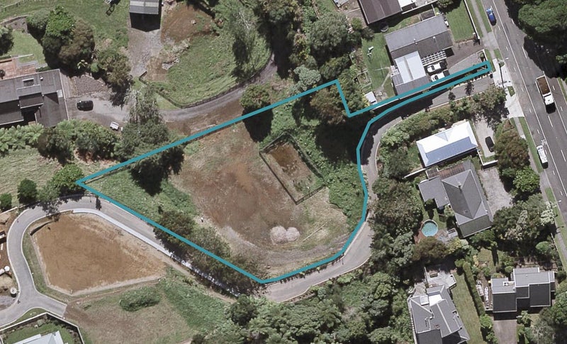 4 Greenridge Lane, Merrilands, New Plymouth - Carousel 1