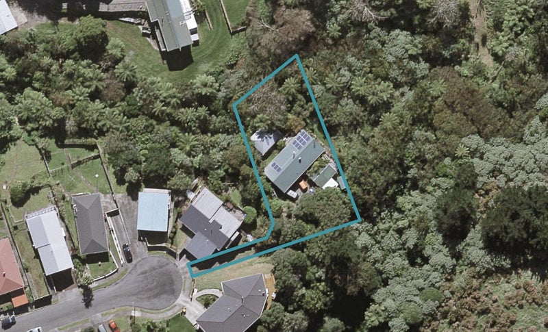 11A Eton Place, Spotswood, New Plymouth - Carousel 1