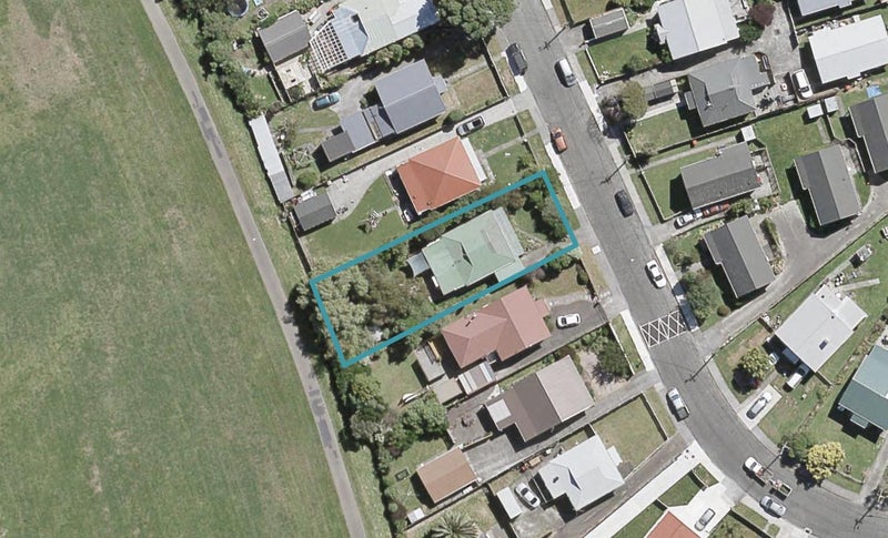 29 Randwick Crescent, Moera, Lower Hutt - Carousel 1
