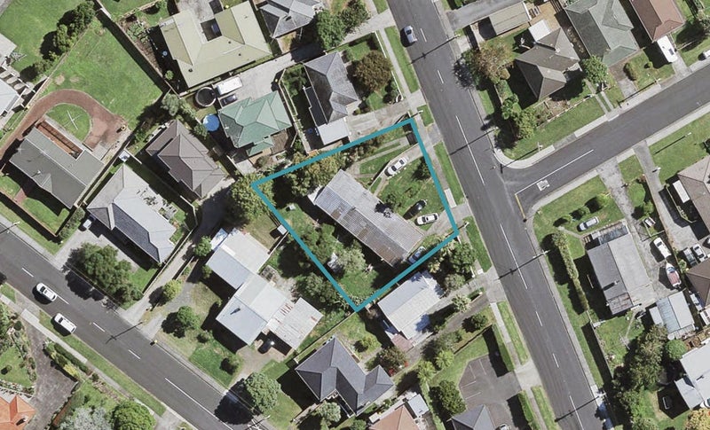 2/33 Opaheke Road, Papakura, Auckland - Carousel 1