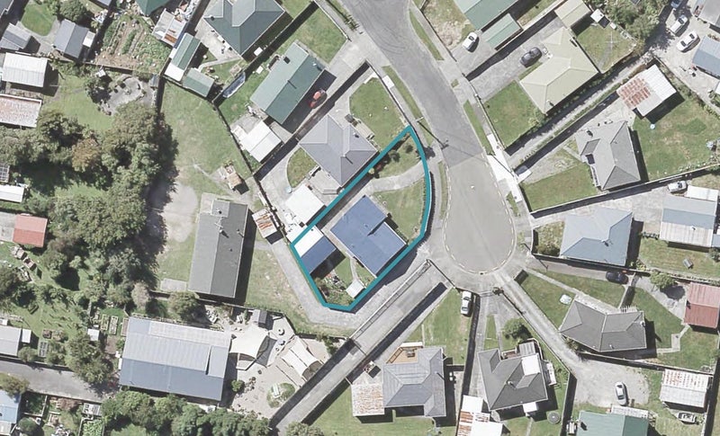14 Whitehall Street, Wainuiomata, Lower Hutt - Carousel 1