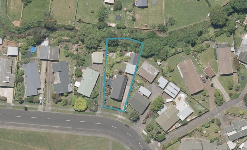 58 Raine Street, Whanganui East, Whanganui - Carousel 1