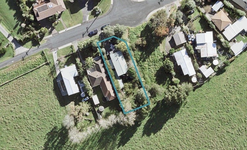 32 Gails Drive, Albany - Carousel 1