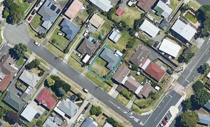 4 Kaniere Street, Mount Maunganui, Mount Maunganui - Carousel 1