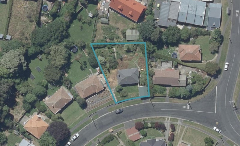 35 Strathearn Avenue, Wakari, Dunedin - Carousel 1