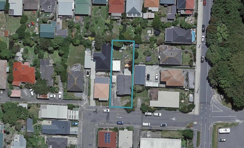 8 Edinburgh Terrace, Berhampore, Wellington - Carousel 1