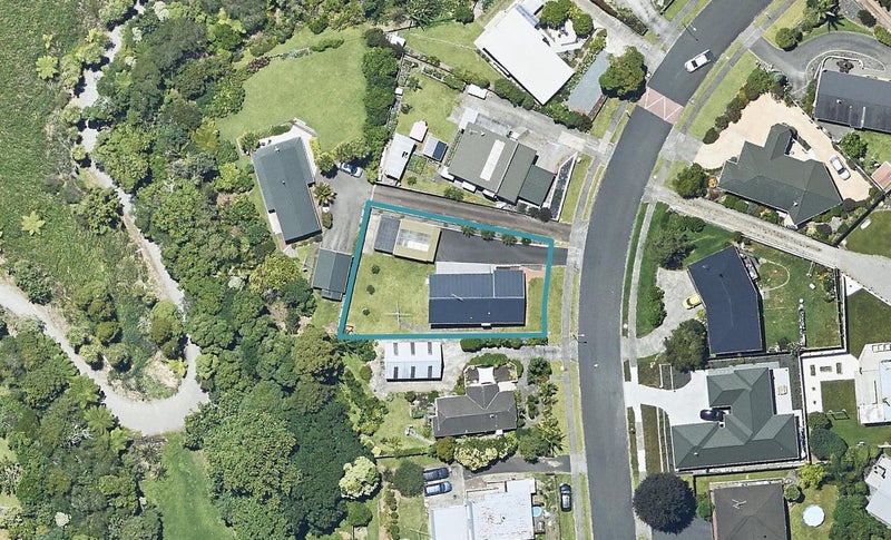 18 Achilles Crescent, Welcome Bay, Tauranga - Carousel 1
