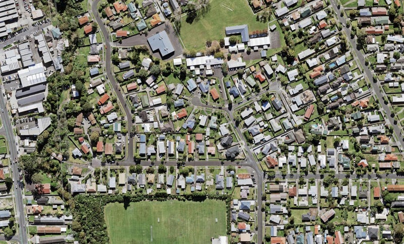 4B Congreve Place, Blockhouse Bay, Auckland - Carousel 1