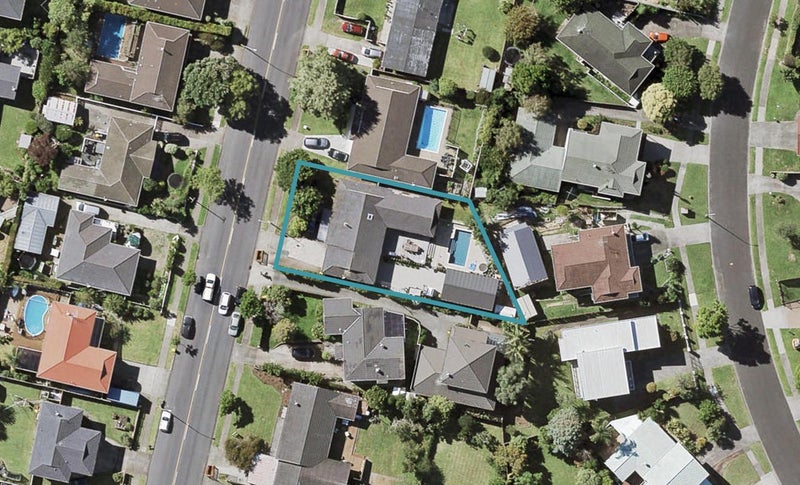 83 Glenmore Road, Sunnyhills, Auckland - Carousel 1