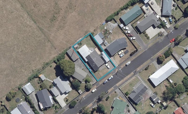 39 Sheridan Street, Silverdale, Hamilton - Carousel 1