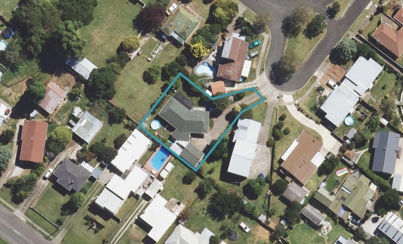 15 Bryce Street, Mangapapa, Gisborne - Carousel 1