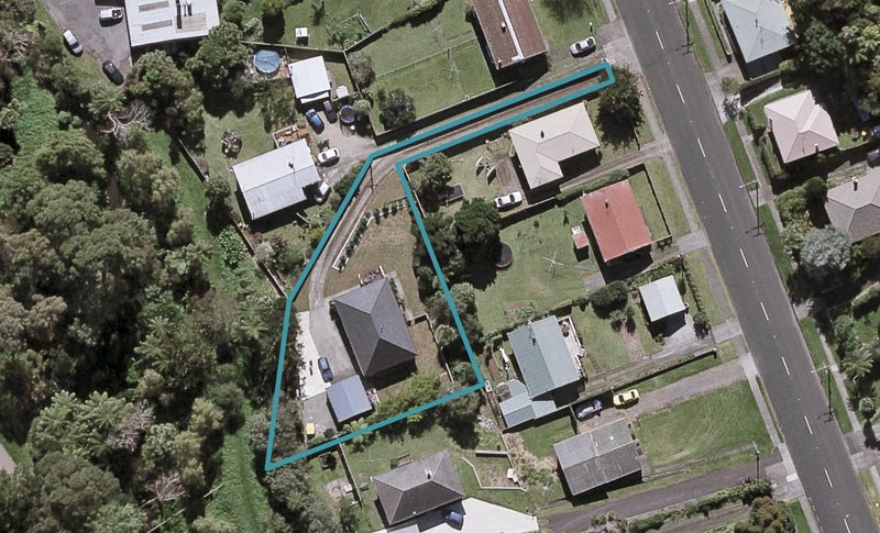 24B Seaview Road, Marfell, New Plymouth - Carousel 1