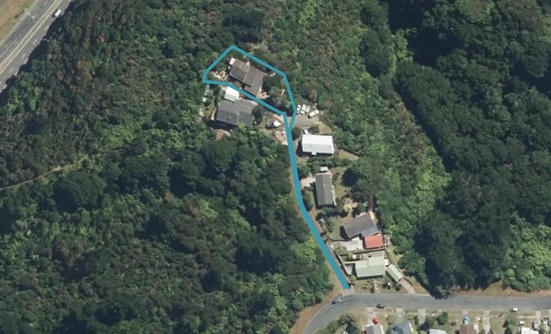 30 Whitechapel Grove, Stokes Valley, Lower Hutt - Carousel 1