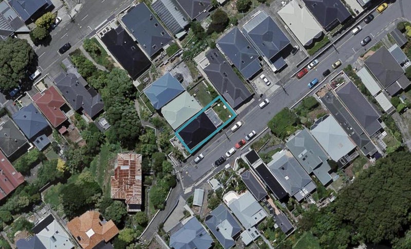 12 Shannon Street, Mount Victoria, Wellington - Carousel 1