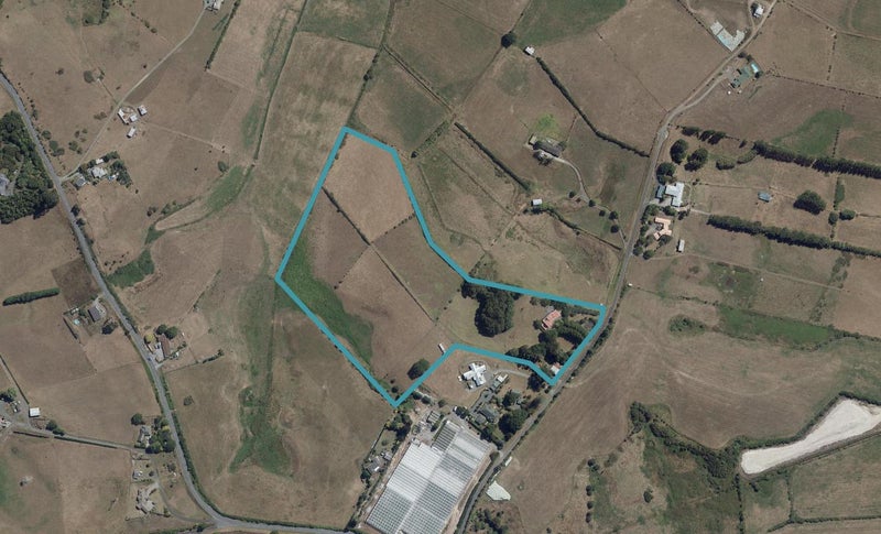 37 Lee Road, Burbush, Hamilton - Carousel 1
