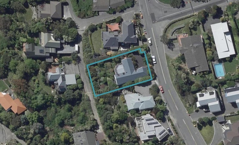 96 Cannon Hill Crescent, Mount Pleasant, Christchurch - Carousel 1