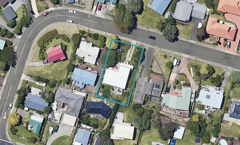 6 Eruini Street, Ohope, Ohope - Carousel 1