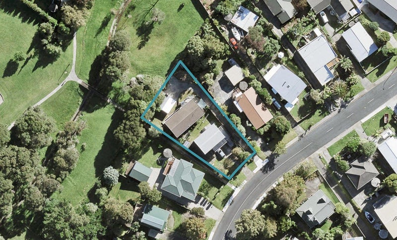 49B Brian Crescent, Stanmore Bay, Whangaparāoa - Carousel 1
