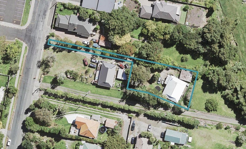 27 Township Road, Waitakere, Auckland - Carousel 1