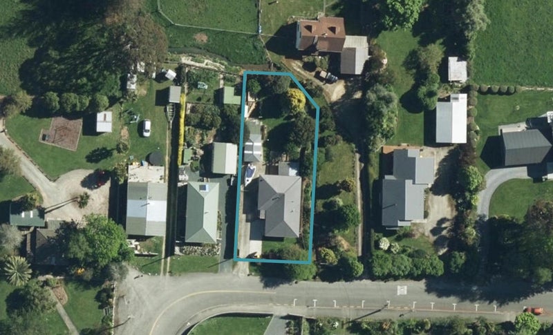 9 School Road, Riwaka - Carousel 1