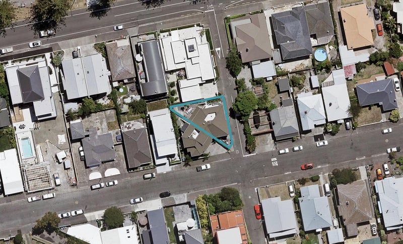 3 Ahuriri Lane, Ahuriri, Napier - Carousel 1