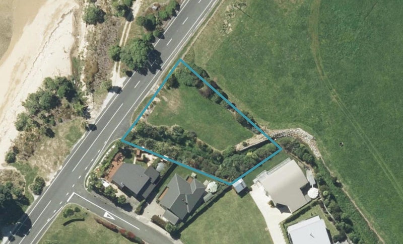1150 Abel Tasman Drive, Ligar Bay, Tākaka - Carousel 1