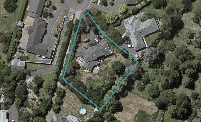 9 Conifer Court, Raumati Beach, Paraparaumu - Carousel 1