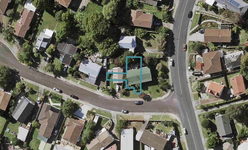 1 Tacitus Place, Totara Vale, Auckland - Carousel 1