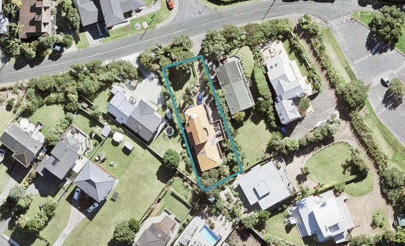 7 Cooper Road, Stanmore Bay, Whangaparaoa - Carousel 1