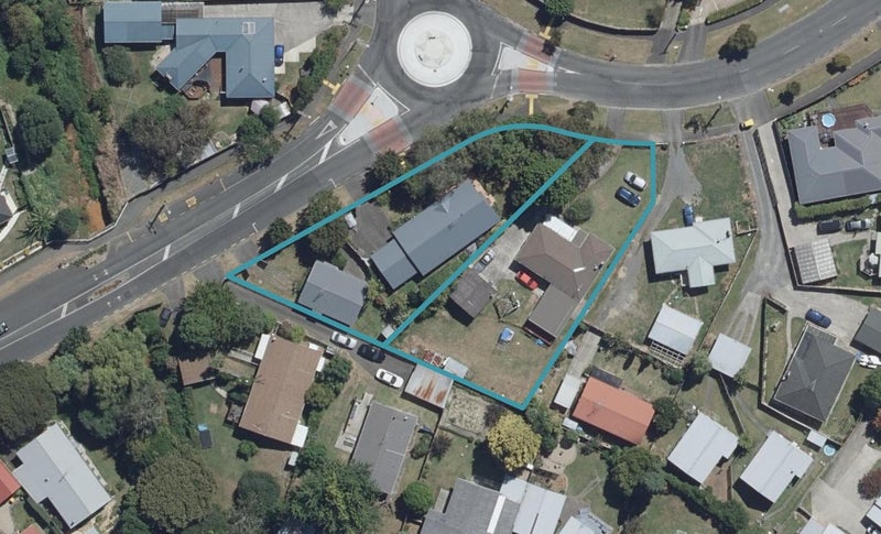 2 MacDonald Road, Glenview, Hamilton - Carousel 1